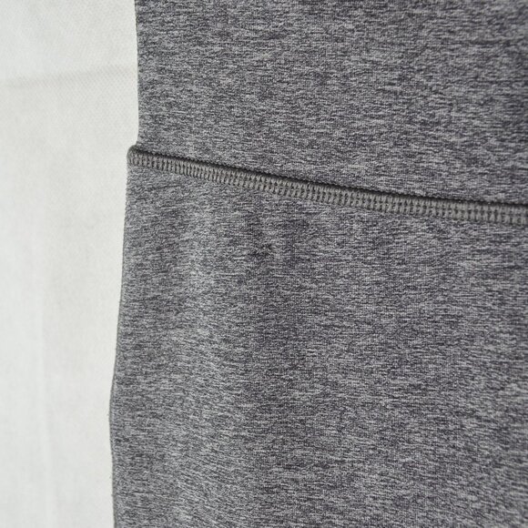 lululemon Tied To It 7/8 Tights 25" Size 4 in Heathered Black & Dark Carbon - Picture 5 of 5